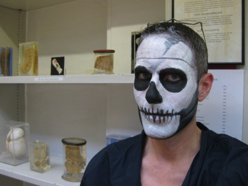 art-macacre-barts-02