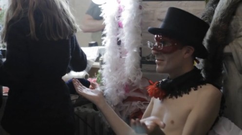 flashing_bodies_nine_04