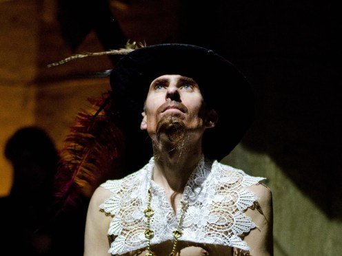 art-macabre-somerset-house-03